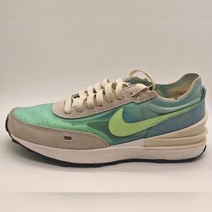 Nike Men's Trainer, Bleached Aqua Lime